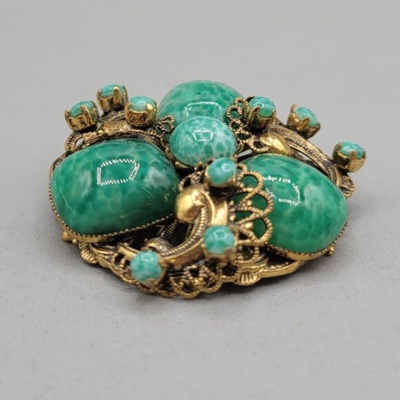 Vintage Mottled Green Glass Cabochons in Gold-Tone Filigree Brooch Mid Century - Picture 2 of 7